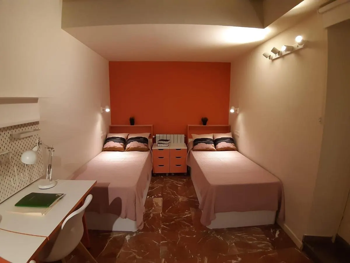 Hotel Loopinn Granada Spain